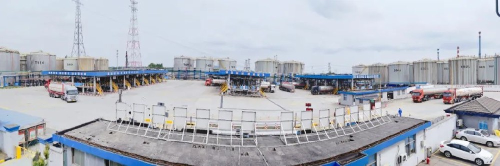 J9����|����վ����